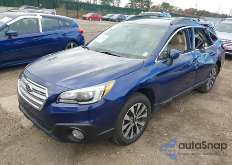 2015 Subaru Outback 3.6R Limited из США, поврежденный, VIN 4S4BSENCXF3334770